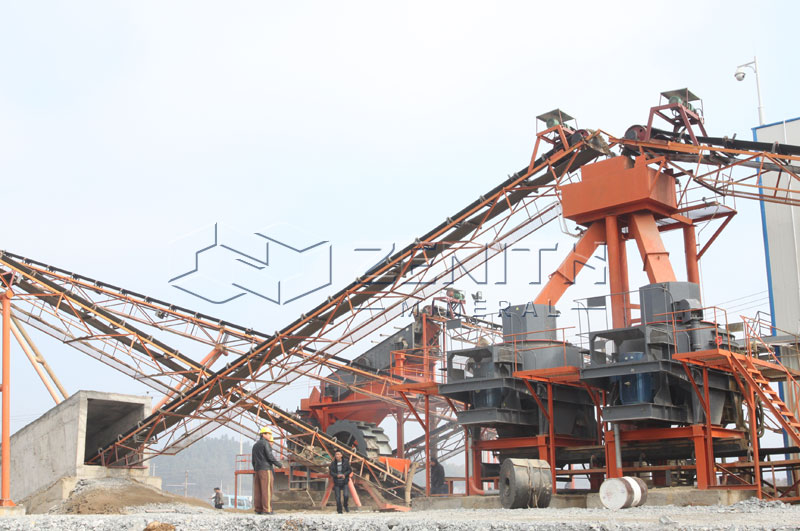 Équipements et procédés de fabrication de sable à partir de pierres de rivière