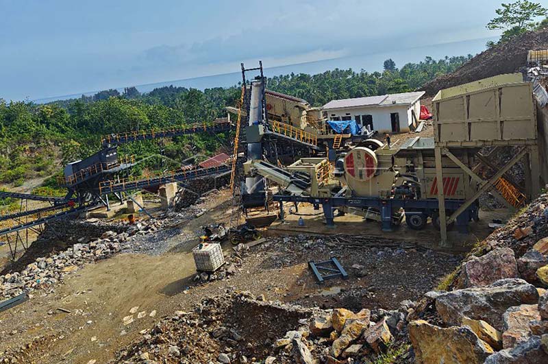 Concasseur à mâchoires mobile à vendre pour mine d’or