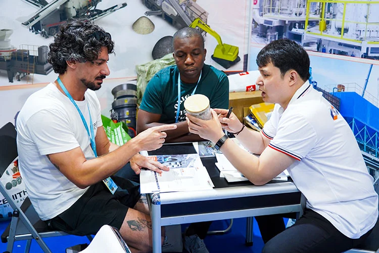 Compte-rendu en direct de la Foire de Canton - Le dialogue technique crée de la valeur